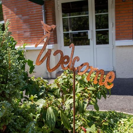 Logis - Hotel Restaurant Du Canard Hangest-sur-Somme Екстер'єр фото