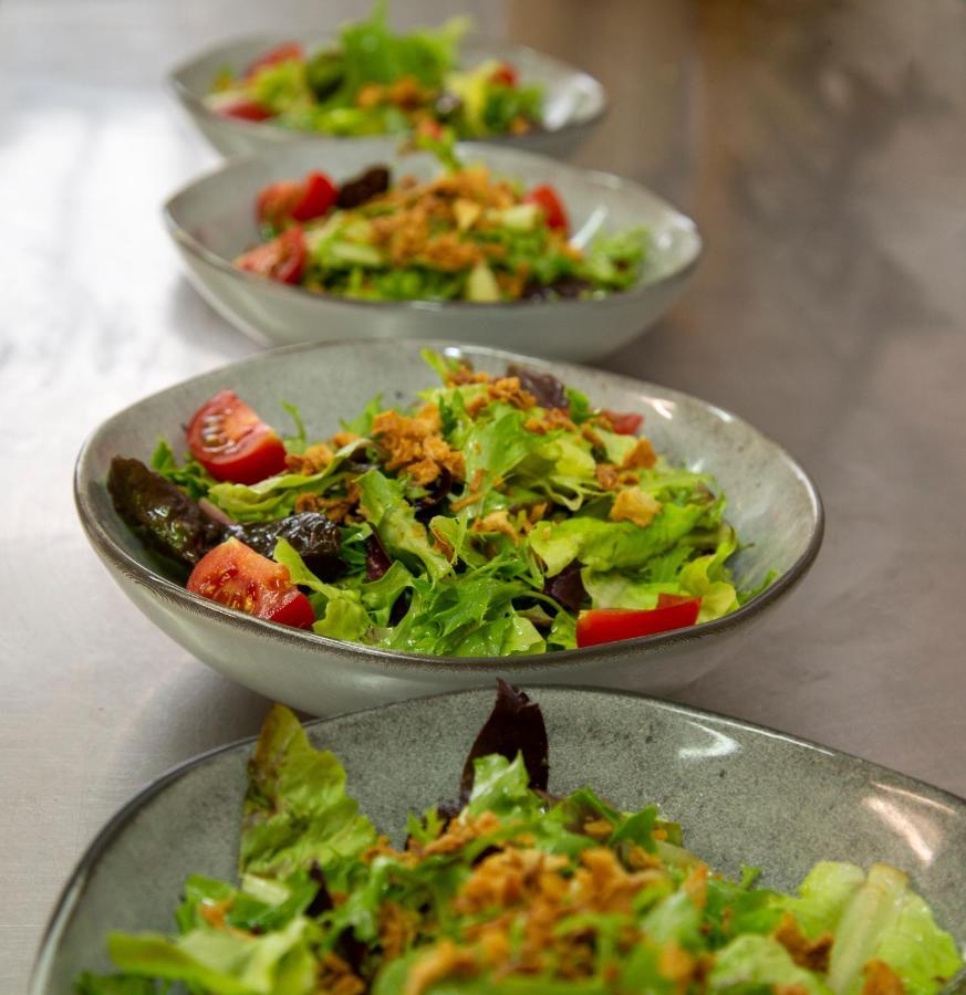 Logis - Hotel Restaurant Du Canard Hangest-sur-Somme Екстер'єр фото