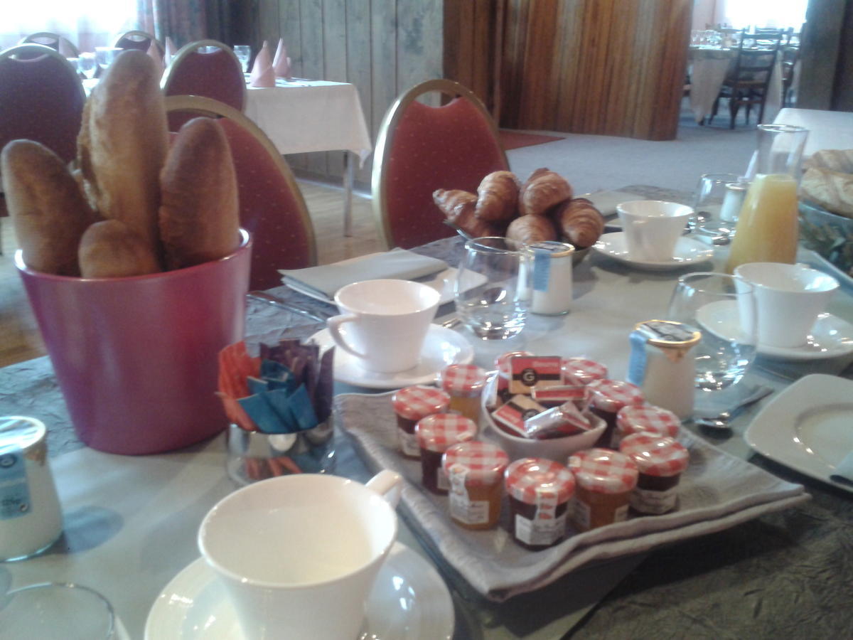 Logis - Hotel Restaurant Du Canard Hangest-sur-Somme Екстер'єр фото